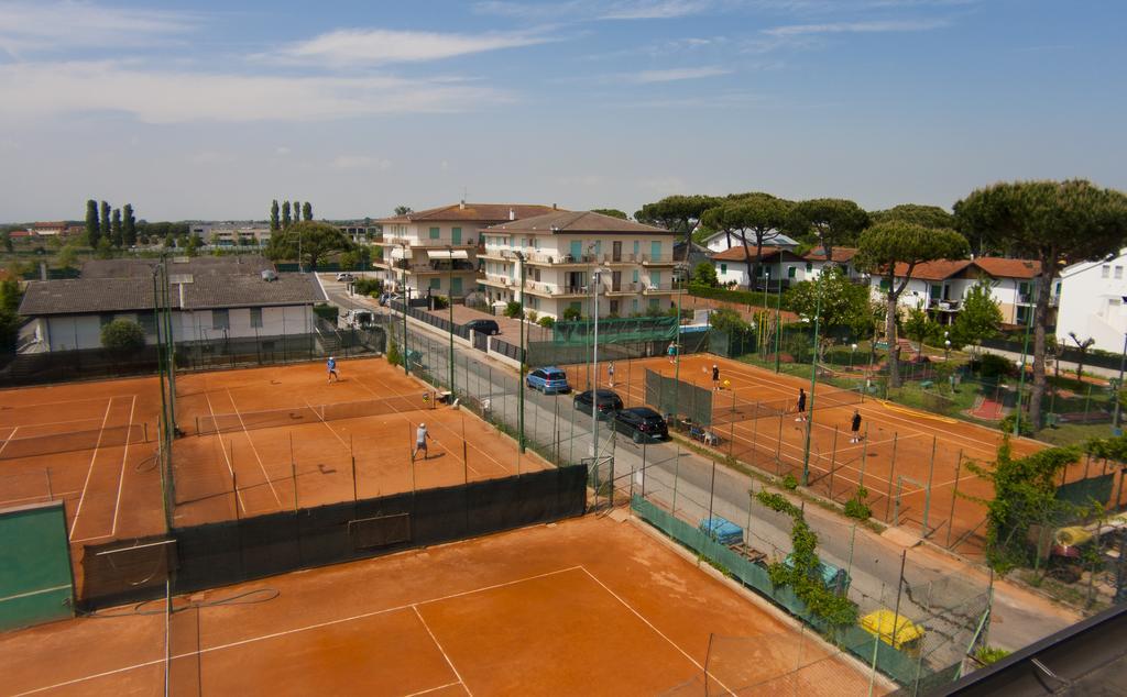 Hotel Rado Lido di Jesolo Eksteriør bilde