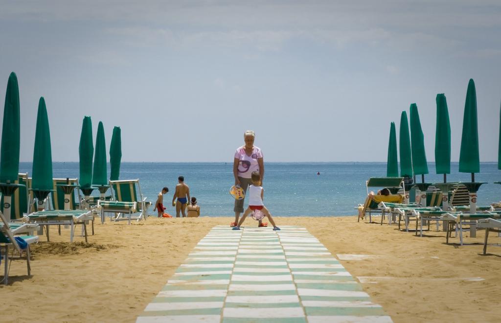 Hotel Rado Lido di Jesolo Eksteriør bilde